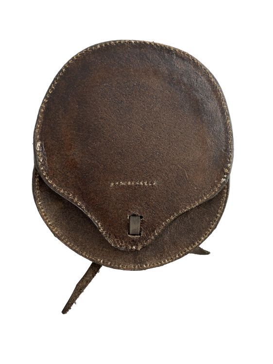 Showman Pocket Style Tooled Leather Cinch Buckle Guard