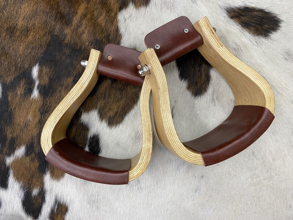 Showman White Ashwood Wooden stirrups
