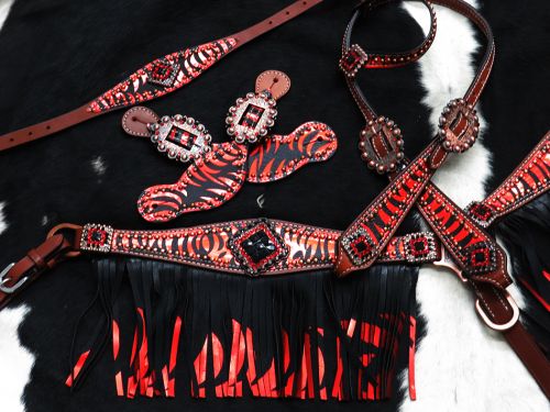 13865: Showman ® 5 piece headstall and breast collar set Headstall & Breast Collar Set Showman