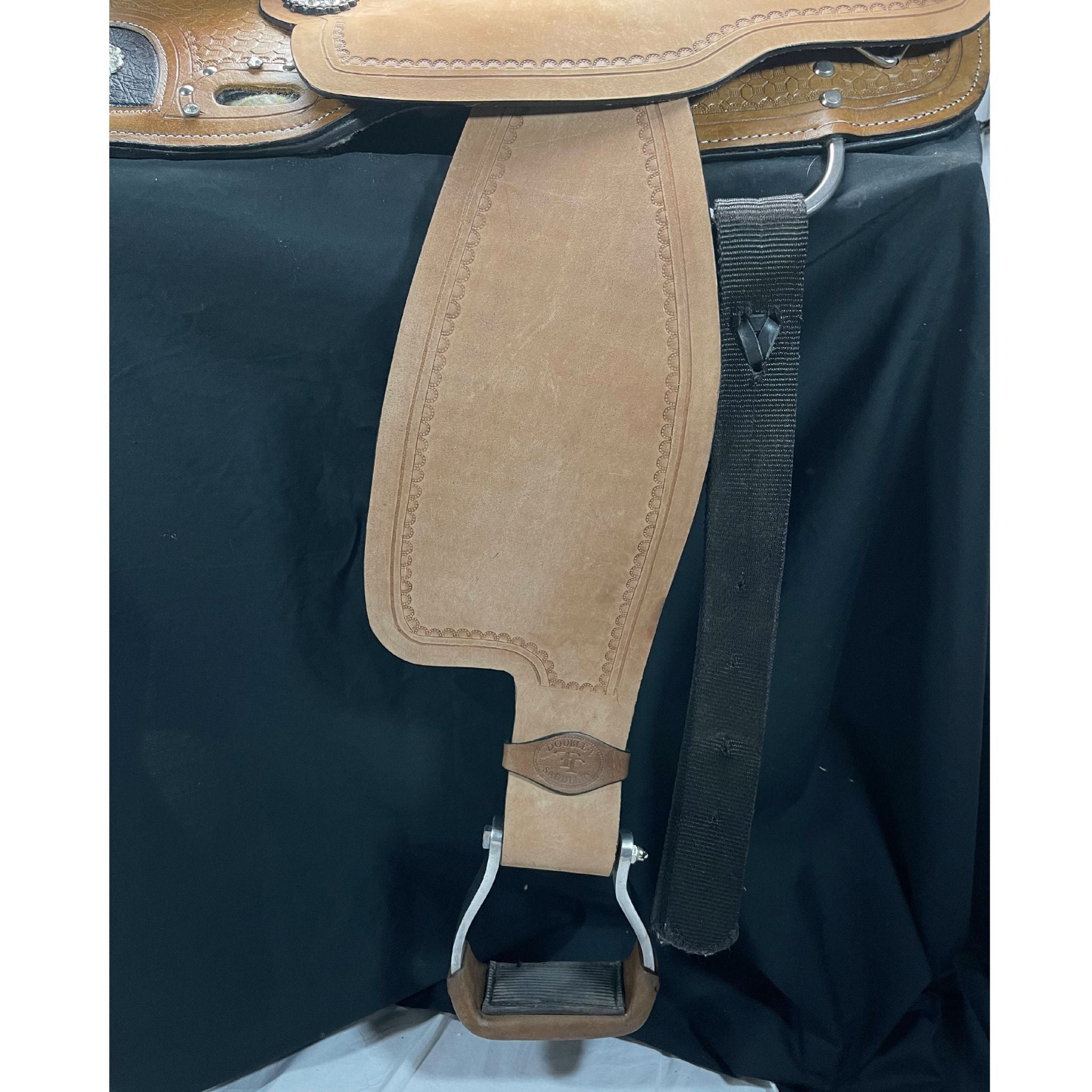 14", 15", 16" Double T Barrel Saddle Set 041X Barrel Saddle Double T Saddlery