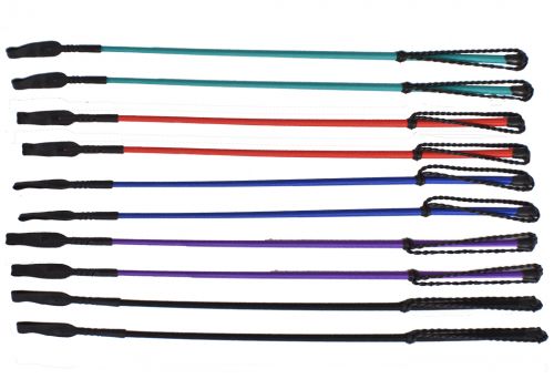1688: 26" crop molded reinforced plastic shaft and handle with molded plastic tip and rubber twist Whip Showman Saddles and Tack