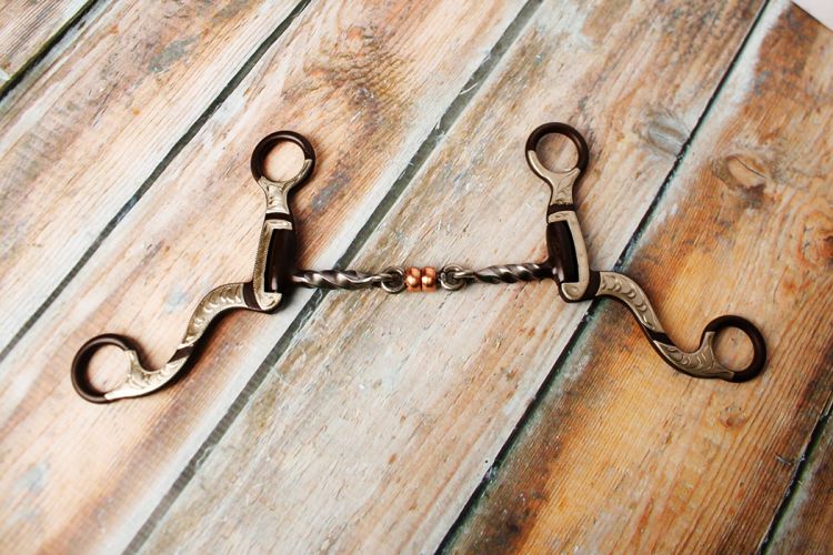 2553212Q: Showman ® 5" Twisted mouth with copper roller Bits Showman