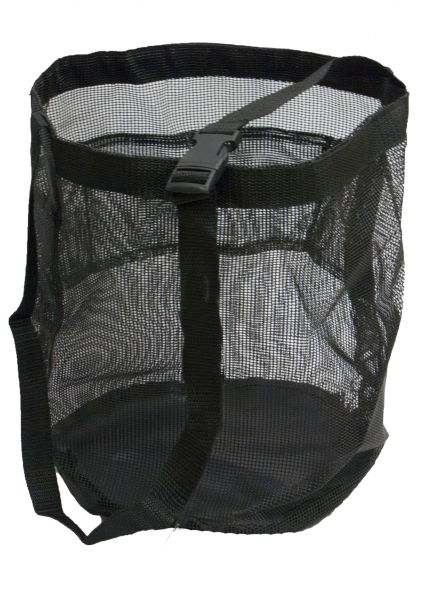 66928: Showman ® Nylon mesh feed bag Feeder Showman