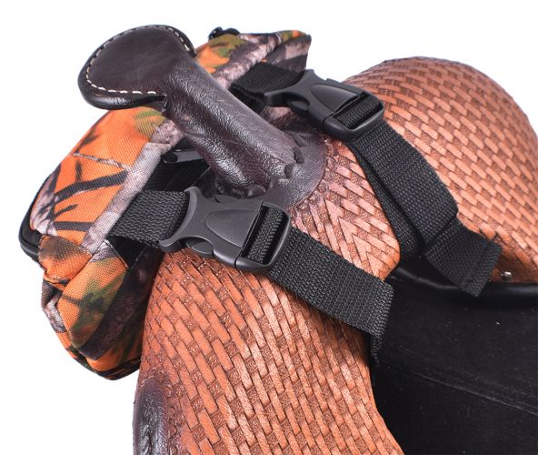 68-7626-W: Showman ® Wild Safari Print Insulated Nylon Saddle Pouch Primary Showman