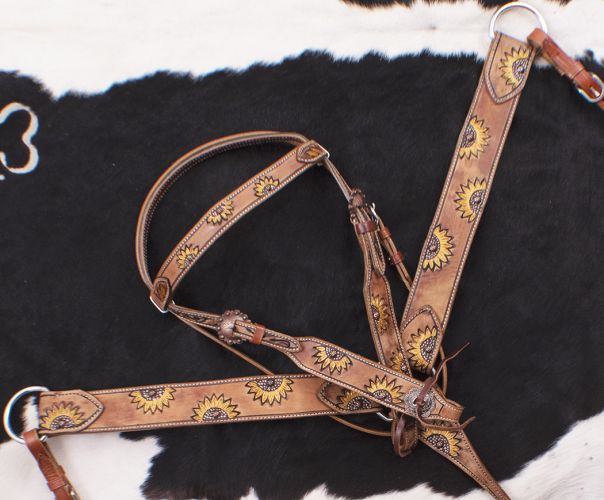7062: Showman ® Hand Painted Sunflower Browband Headstall and Breast collar Set Headstall & Breast Collar Set Showman