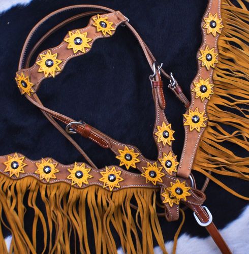 7068X: Showman ® Sunflower Overlay Browband Headstall and Breastcollar Set Headstall & Breast Collar Set Showman