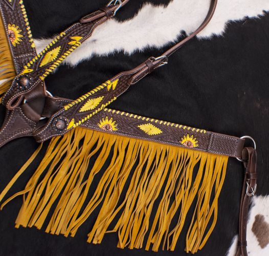 7073: Showman ® Dark Oil, Hand Painted Sunflower Single Ear Headstall and Breast collar Set with F Headstall & Breast Collar Set Showman