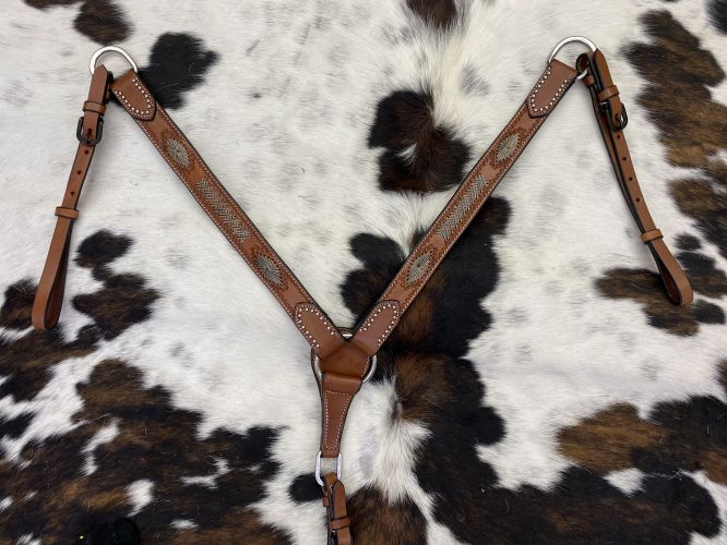 AK-805B: Showman ® 1 Breast Collar Showman