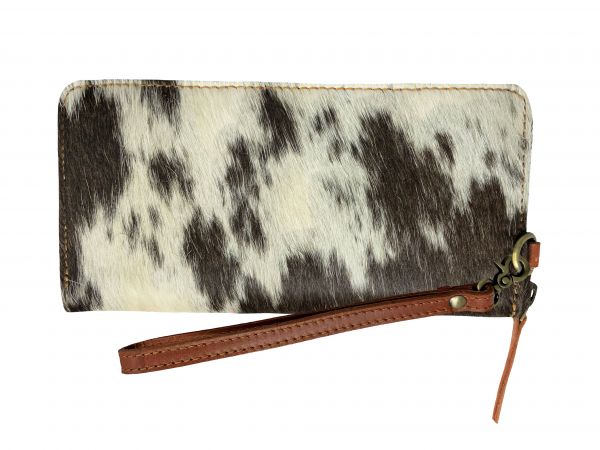 Showman ® Brown & White Hair on Cowhide Clutch Wristlet Default Shiloh