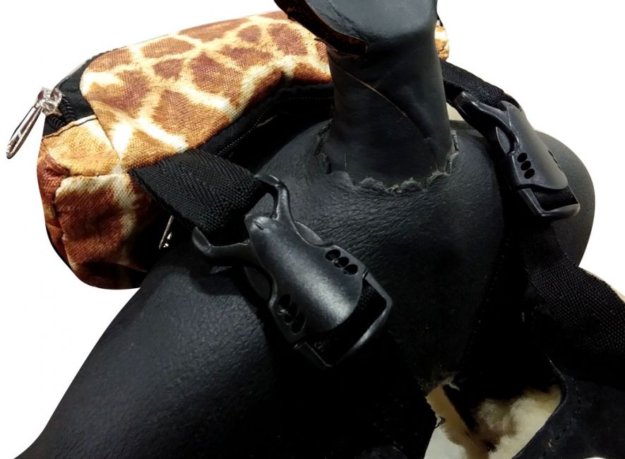 Showman ® Giraffe print Insulated Nylon Saddle Pouch Default Shiloh