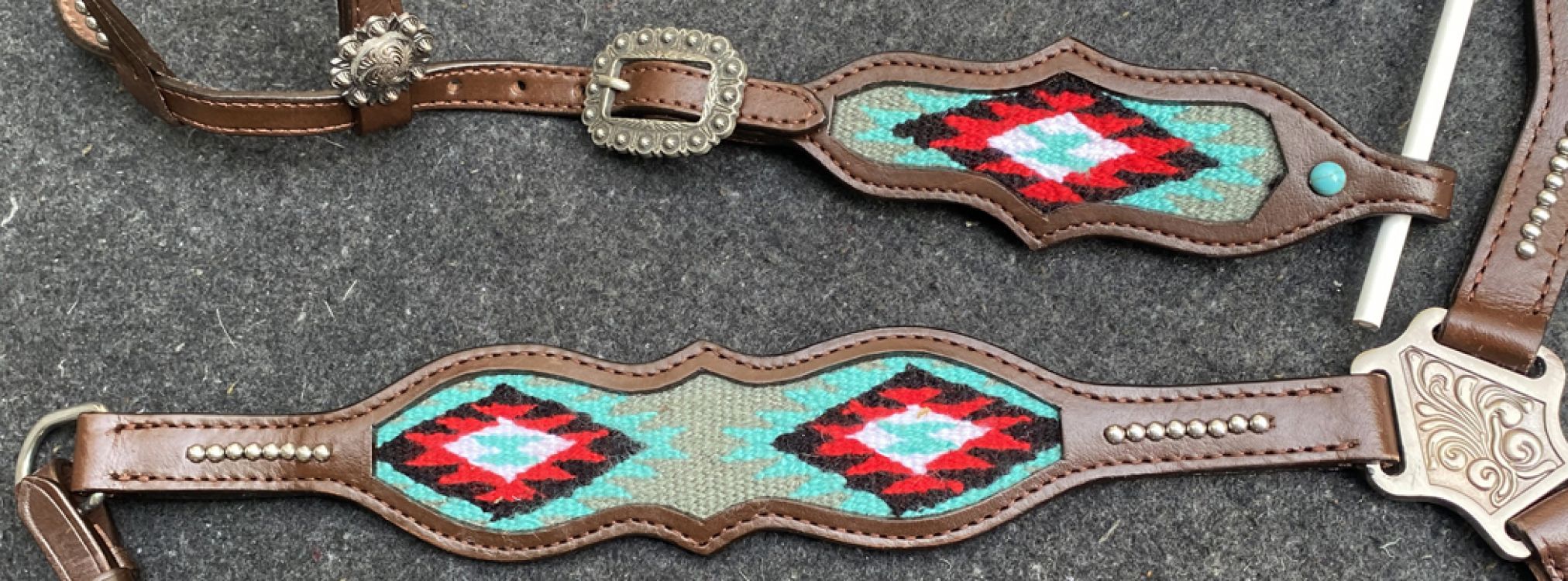 Showman Browband Headstall and Breastcollar Set with Wool Southwest Blanket Inlay
