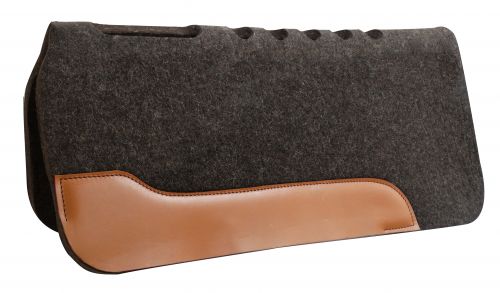 6281: This 1” thick pad features 100% mohair wool felt with oversized wear leathers Western Saddle Pad Showman   