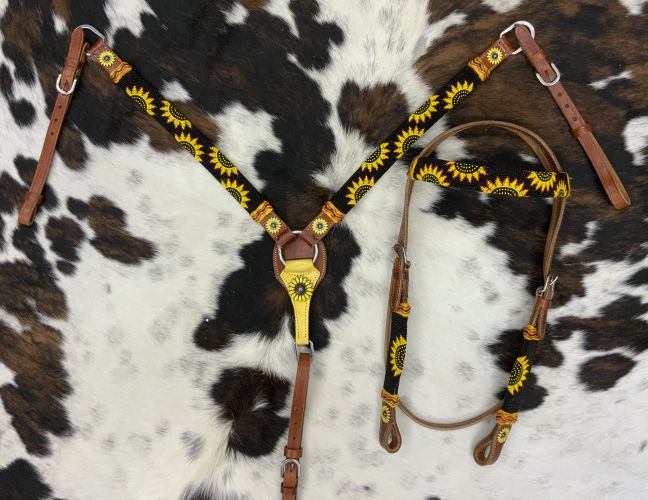 7004: Showman™ Medium oil  leather browband headstall with beaded sunflower design Headstall & Breast Collar Set Showman   