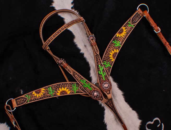 7077: Showman ® Hand Painted Sunflower Halves and Cactus Brow band Headstall and Breast collar Set Headstall & Breast Collar Set Showman   